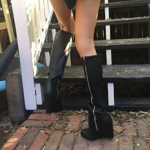 CHANEL black leather boots - silver inside zipper